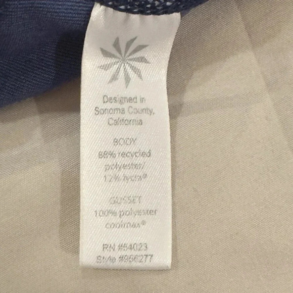 Athleta Icy Chaturanga Tights in Deep Indigo - Picture 8 of 9